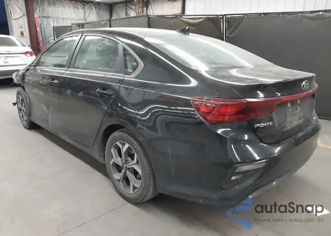 2021 Kia Forte Lxs из США, поврежденный, VIN 3KPF24AD7ME308700